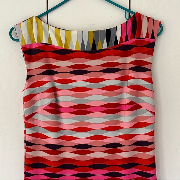 Trina Turk Mod Sheath Dress Sz 2 Multicolor Op Art Retro 60s - Picture 6 of 11